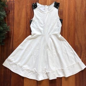 NWOT Ella Moss Black & White Lace Dress - Size 12